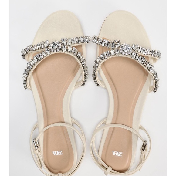 NWT ZARA VACATION SANDAL SIZE EUR39 8 and
EUR 36 /USA 6 - Picture 2 of 7